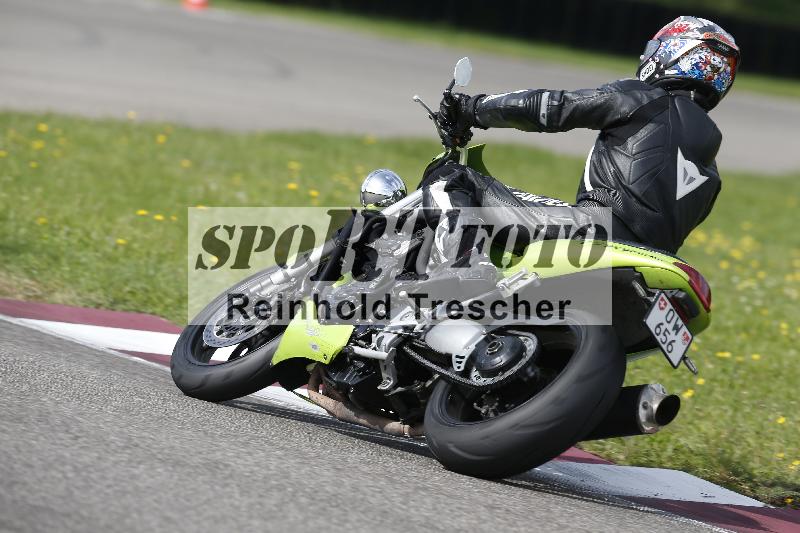 /Archiv-2025/53 16.09.2025 Track Day Domi Aegerter ADR/Gruppe gelb/28